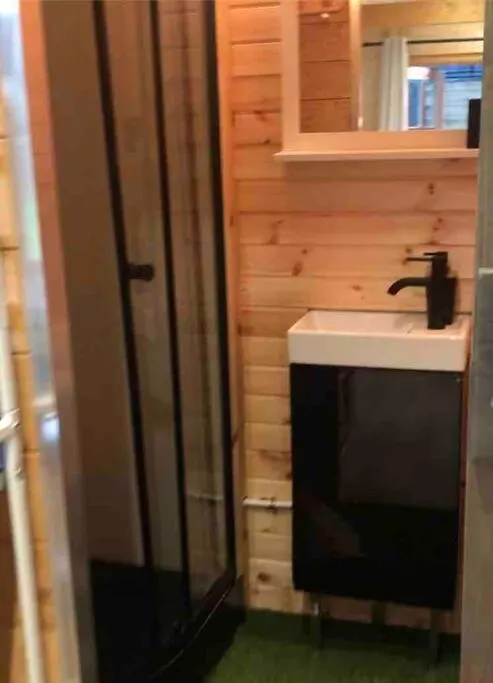 Tiny House Close To Brussels South Charleroi Airport Courcelles Chalet